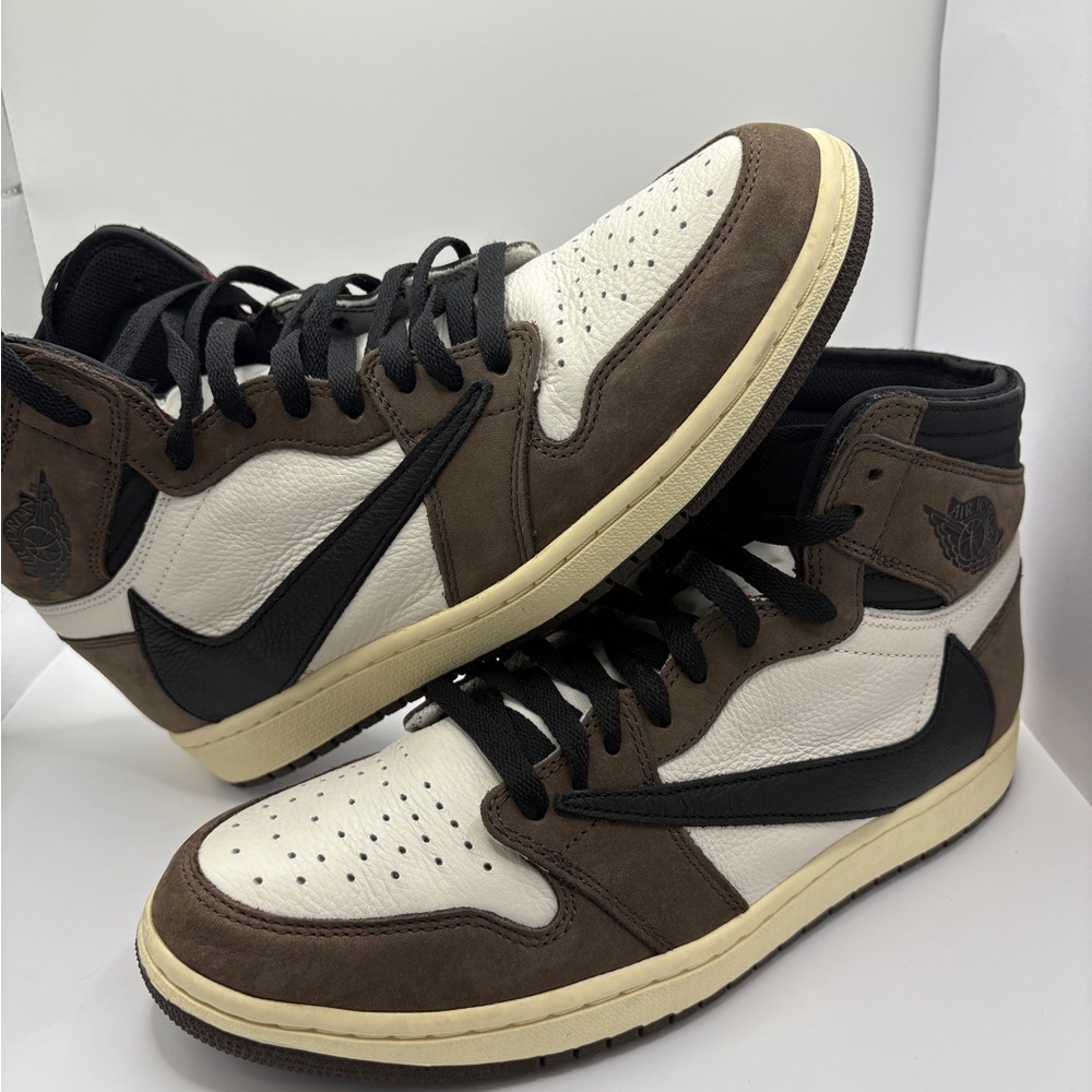 Travis Scott mocha highs size 10.5 used og all